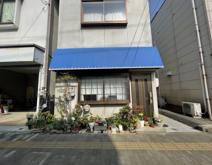 軒先テントを張替えて機能回復