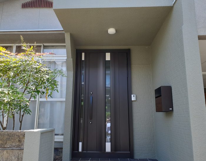 玄関まわりを一新リフォーム